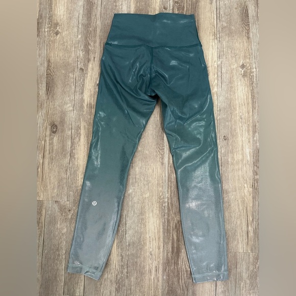 Lululemon Wunder Train High-RiseTight 25" Foil
Gradient Forest_Storm Teal size 4 - Picture 4 of 8